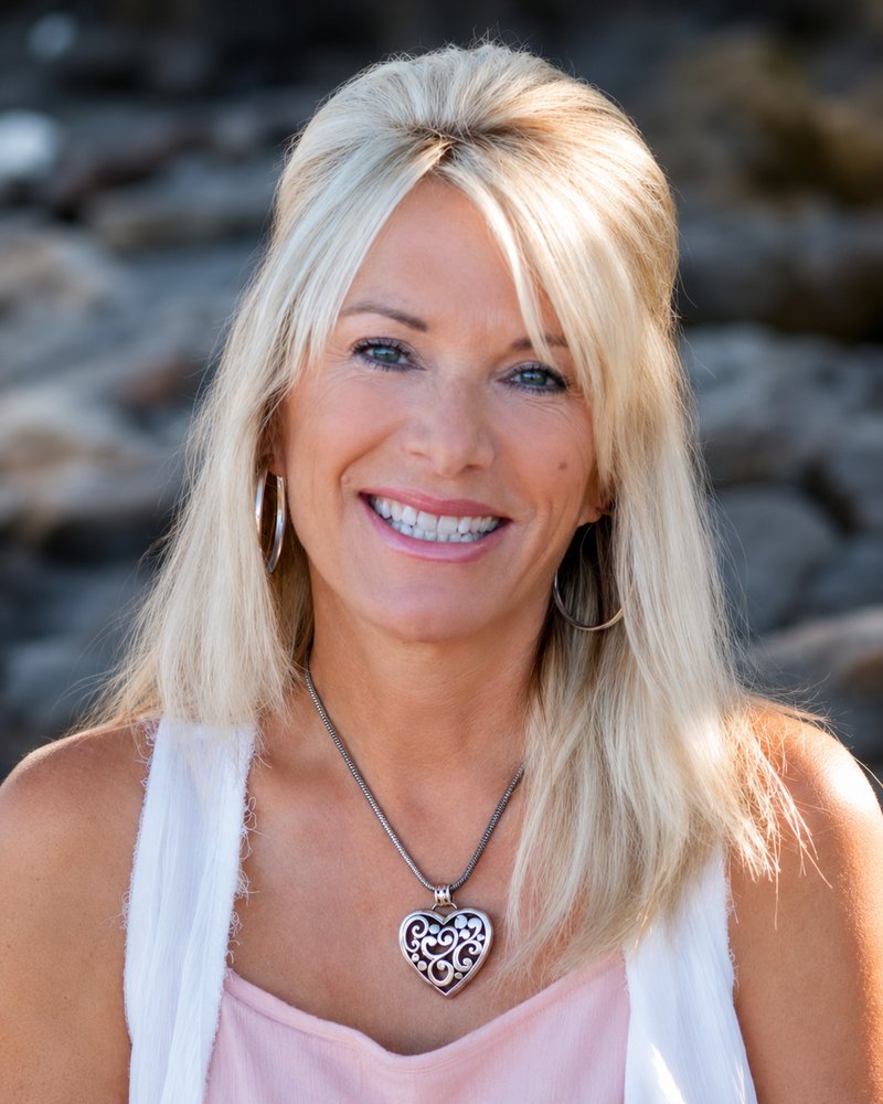 Veronica Eckhardt, Founder and Lead Designer of Dress Your Home